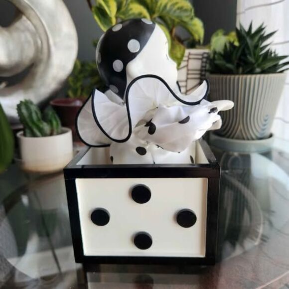 Creepy Animated Vintage Clown Rotating Music Box Halloween Decor Haunted Spooky - Picture 4 of 10